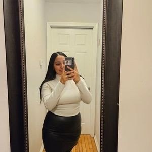 Meet your Posher, Tania